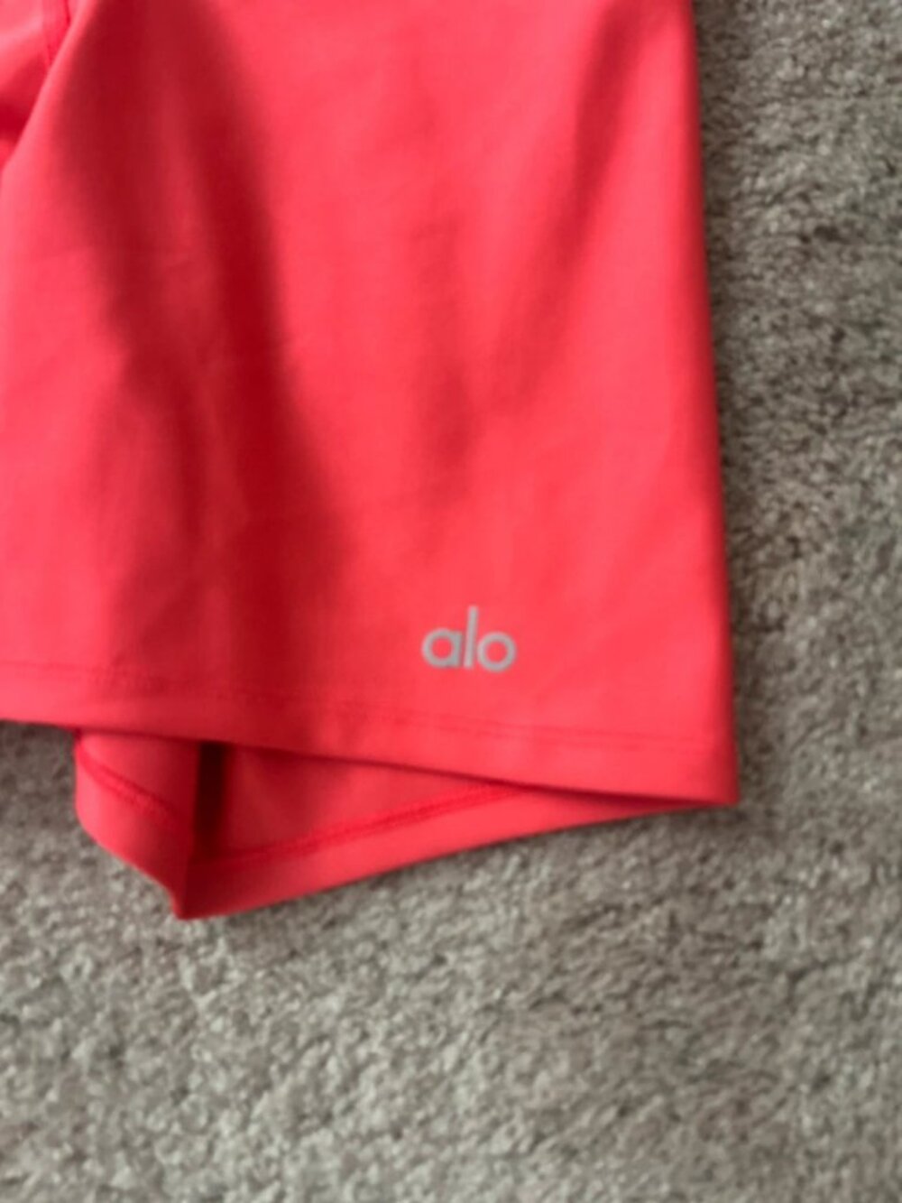 Alo Yoga Accolade Sweatshirt Airlift Shorts Set Women's Small S Candy Red - Picture 5 of 8